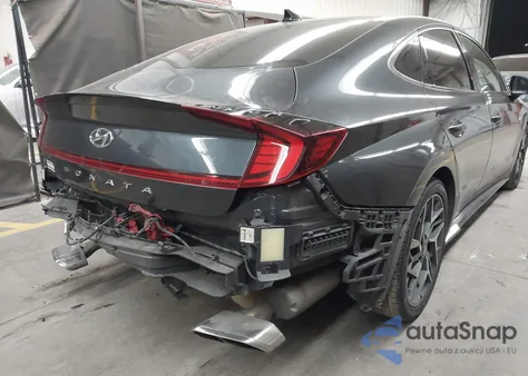 2021 Hyundai Sonata N Line z USA, uszkodzony, nr VIN 5NPEK4JCXMH113088